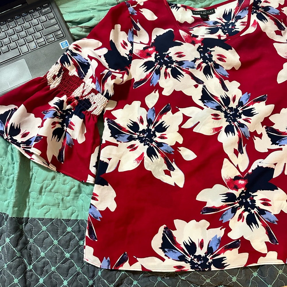 Simply Styled Red Floral Blouse small